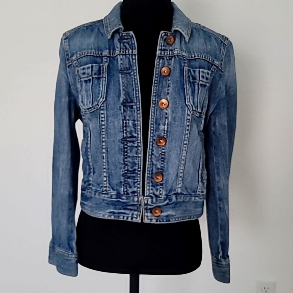 Express jean jacket in small